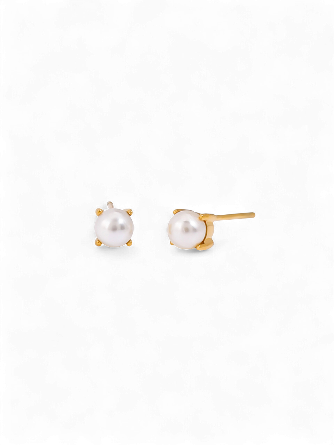 Pearl Essence Studs