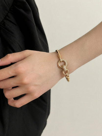 Rich Loop Bangle