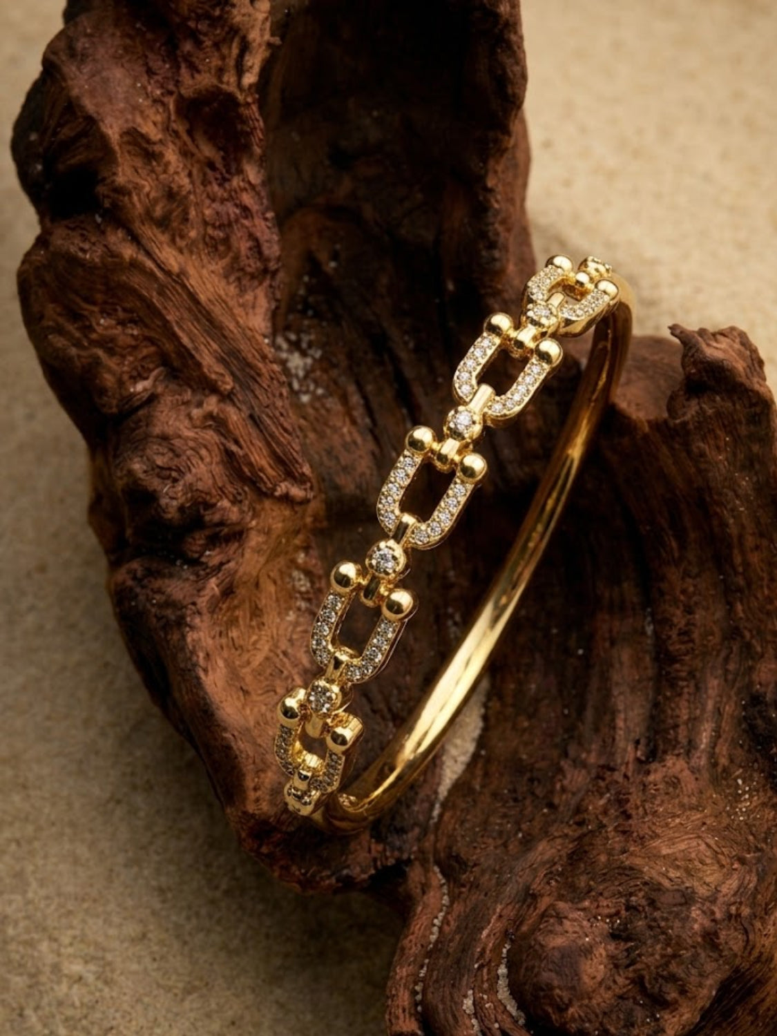 Chic Link Bangle