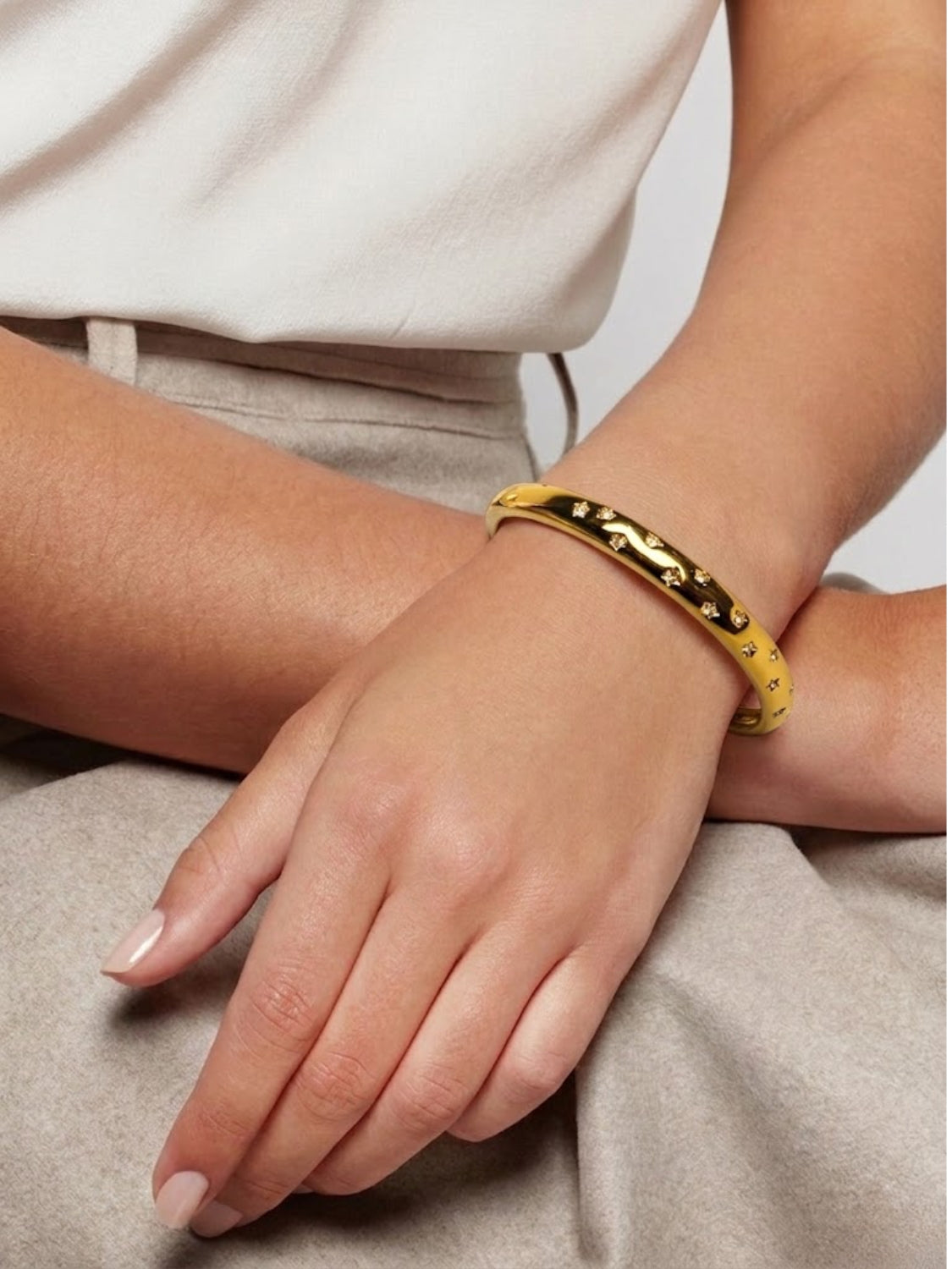 Twinkle Flow Bangle