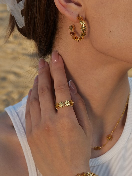 Daisy Glow Hoops