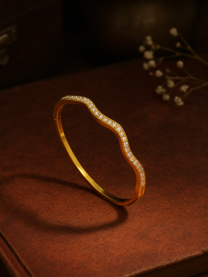 Radiance Swirl Bangle